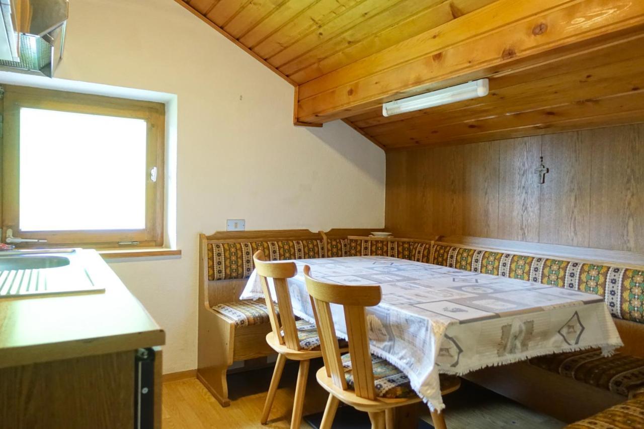 Ciasa Preroman Mansarde Apartment San Martino in Badia Exterior photo