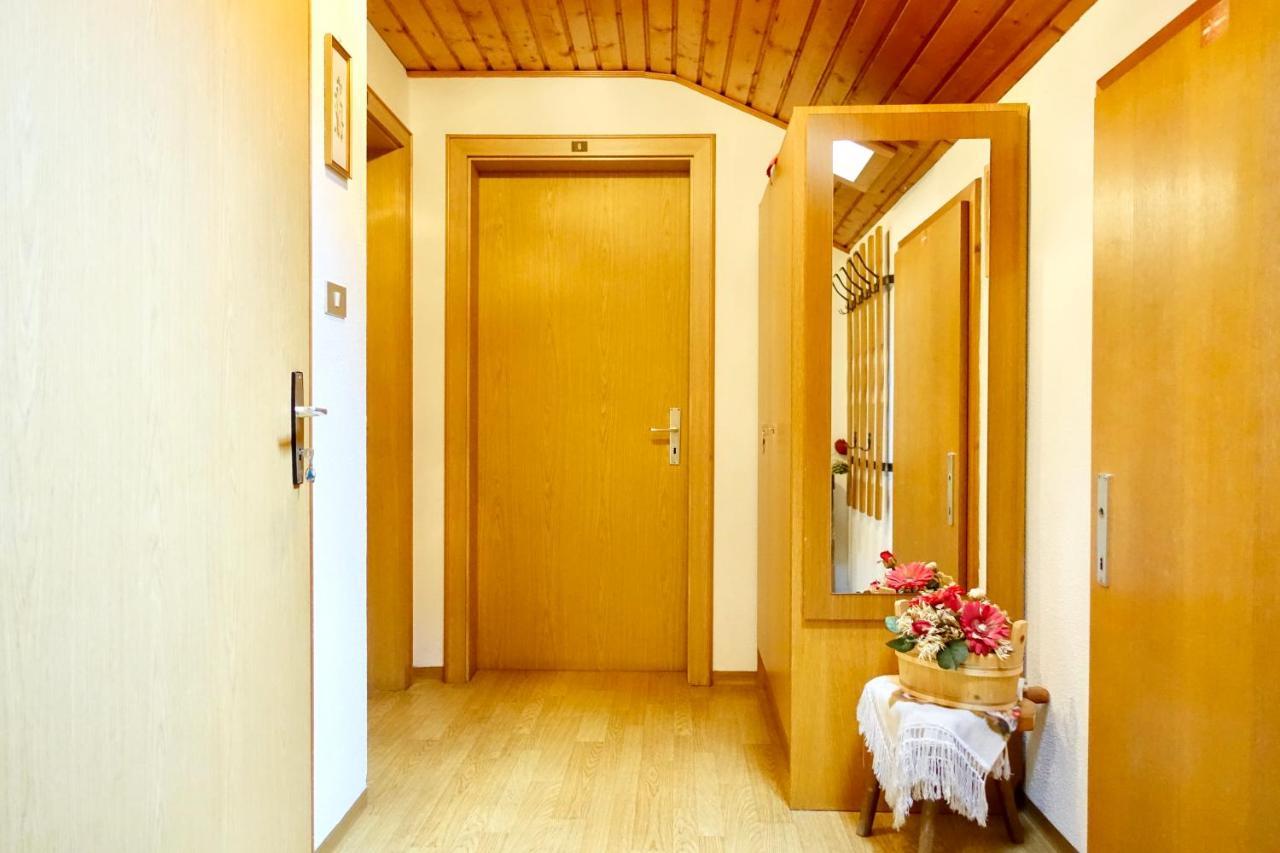 Ciasa Preroman Mansarde Apartment San Martino in Badia Exterior photo